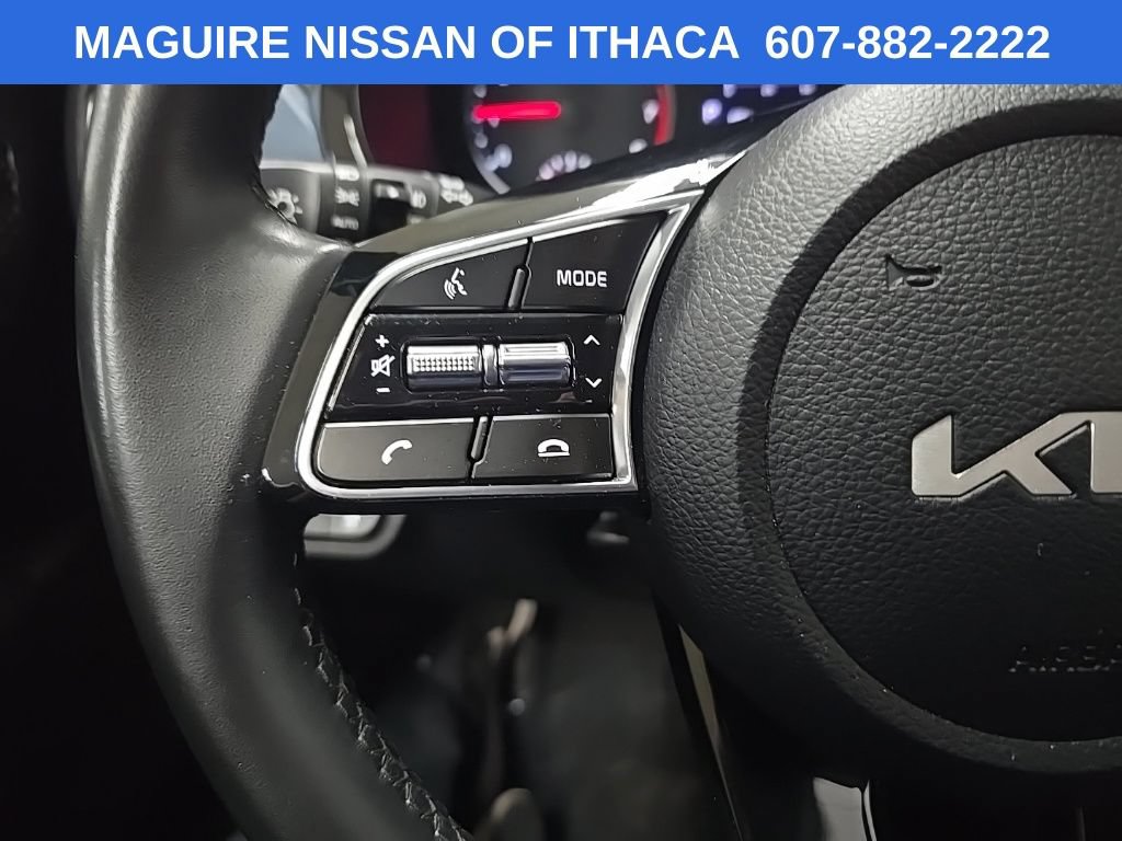 Used 2023 Kia Seltos S w/ Navigation Package AWD/4WD image 19