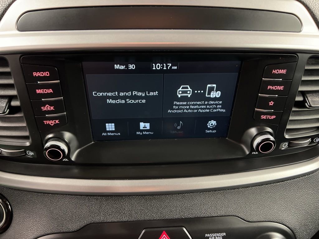 Used 2020 Kia Sorento S image 9