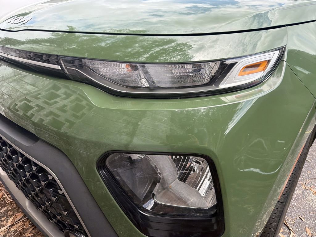Certified 2022 Kia Soul EX FWD image 2