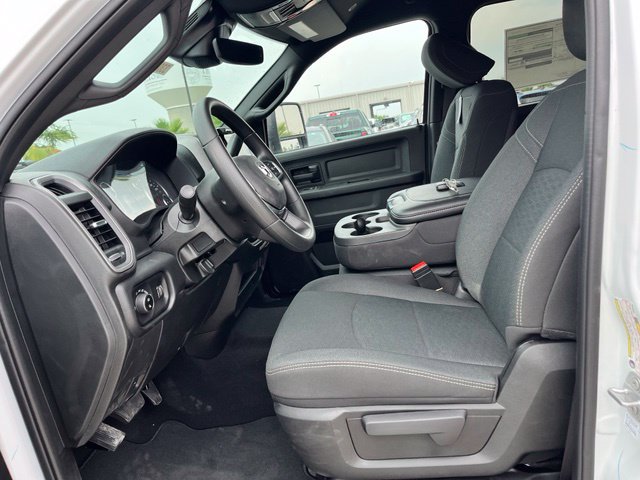 New 2027 RAM 3500 Tradesman AWD/4WD image 15