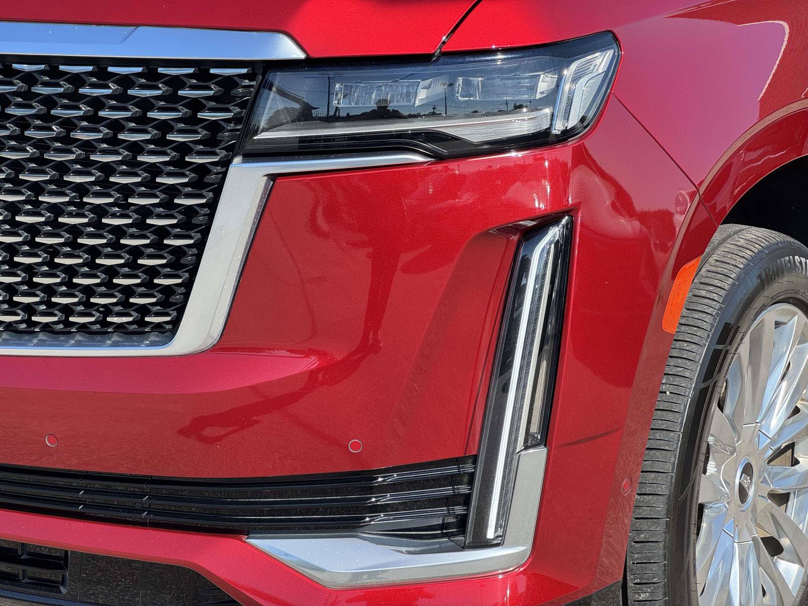 Certified 2023 Cadillac Escalade Premium Luxury w/ LPO, Floor Liner Package AWD/4WD image 10