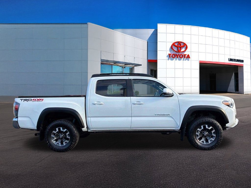 Used 2022 Toyota Tacoma TRD Off-Road AWD/4WD image 8