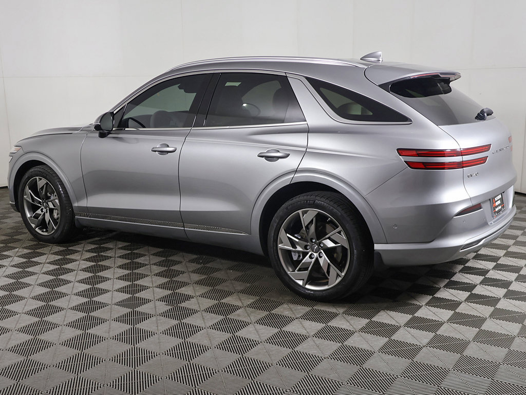 Used 2025 Genesis Electrified GV70 AWD/4WD image 15