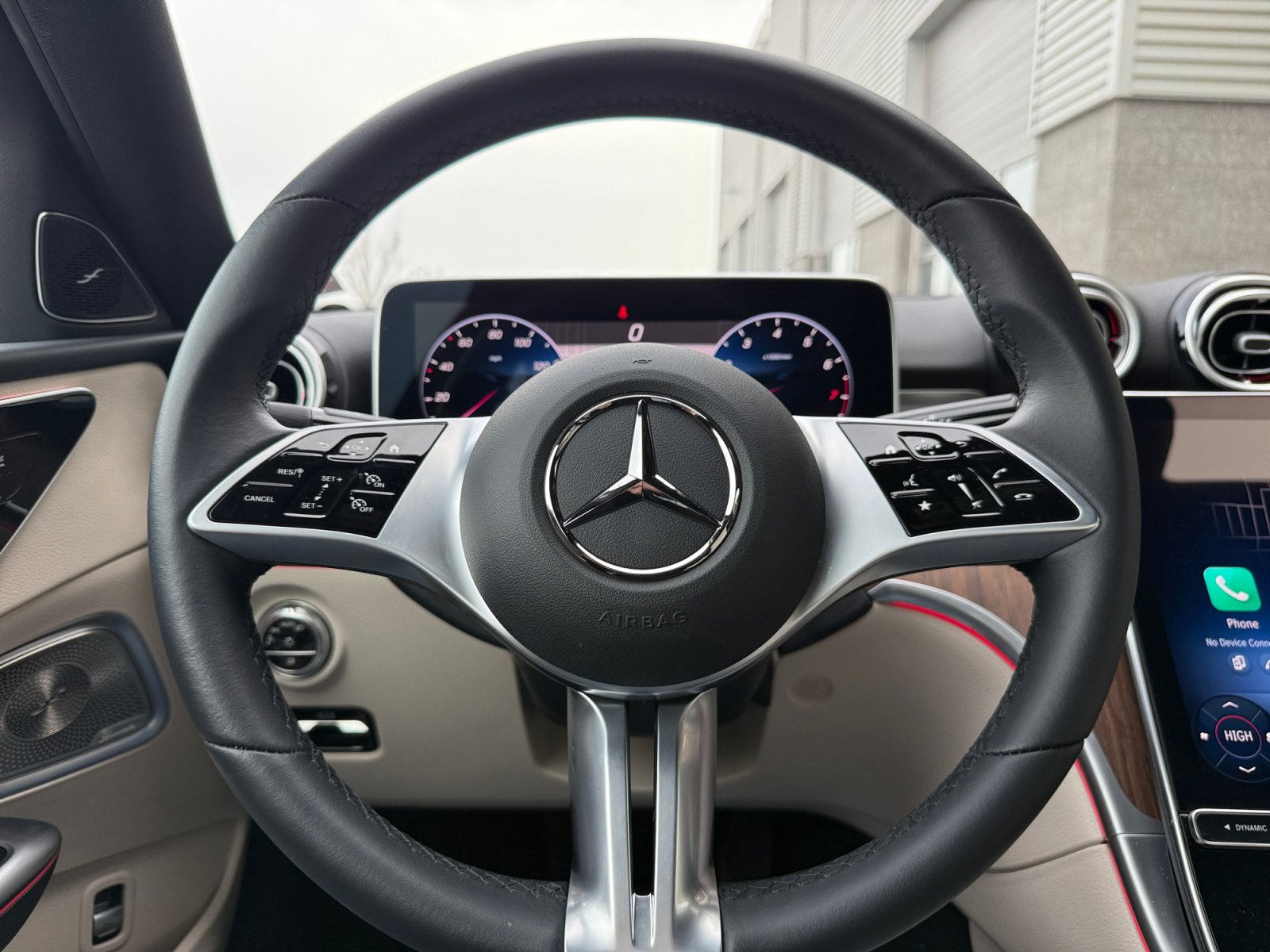 Used 2025 Mercedes-Benz C 300 4MATIC Sedan image 9