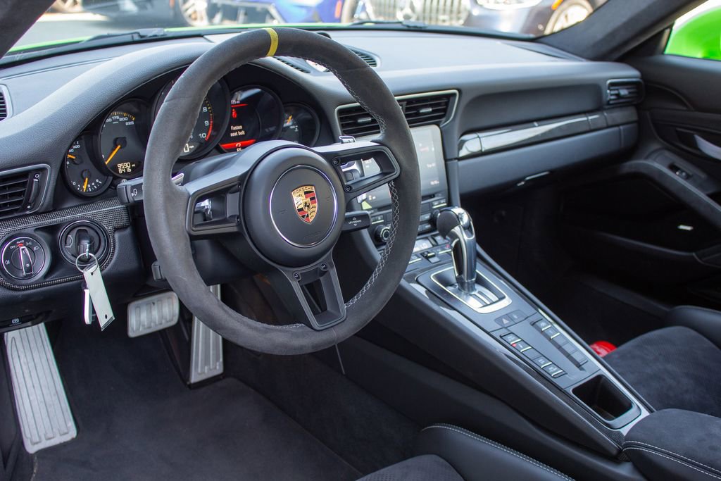 Used 2019 Porsche 911 GT3 RS RWD image 11