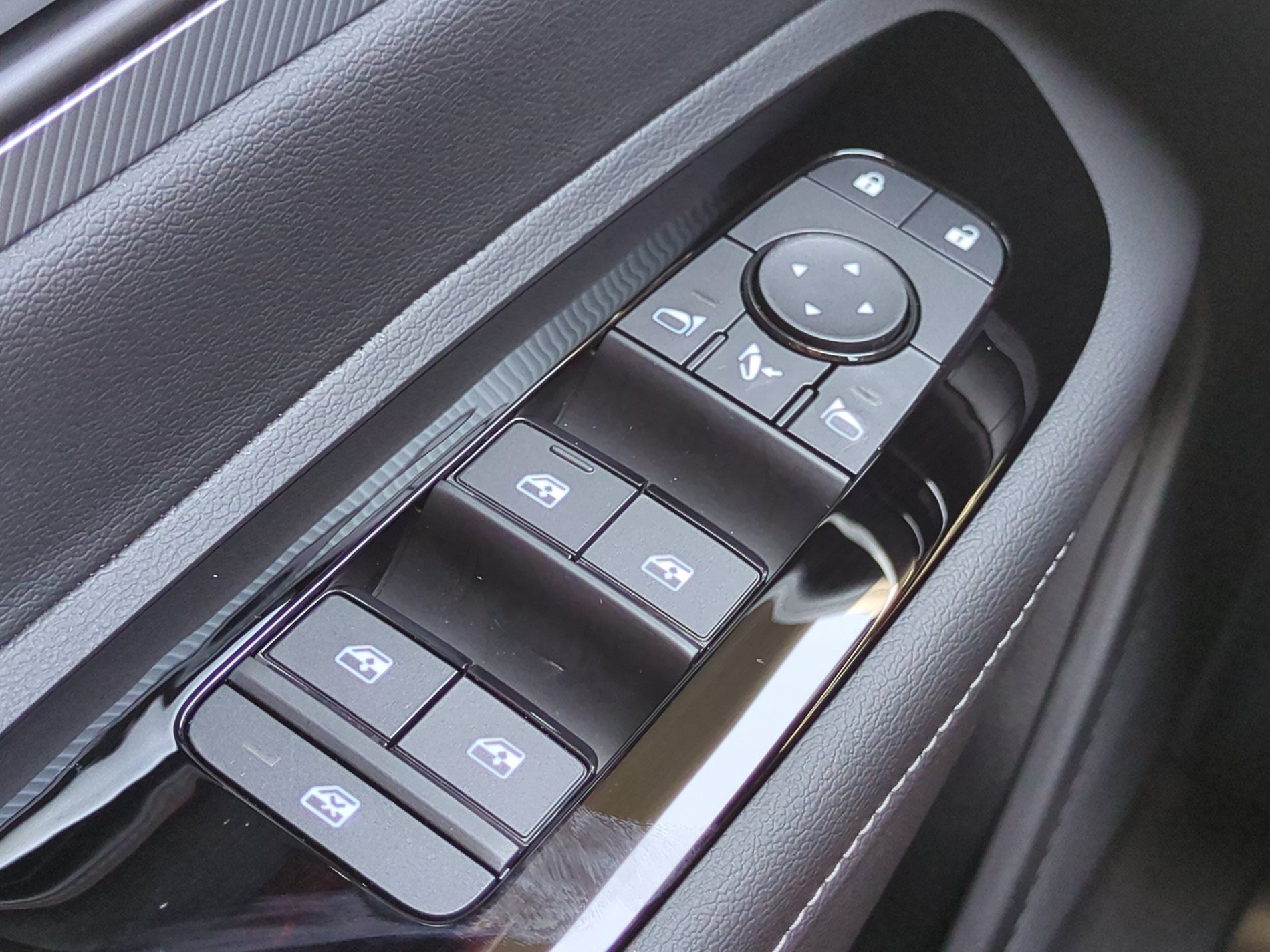 New 2026 Nissan Murano Platinum AWD/4WD image 26