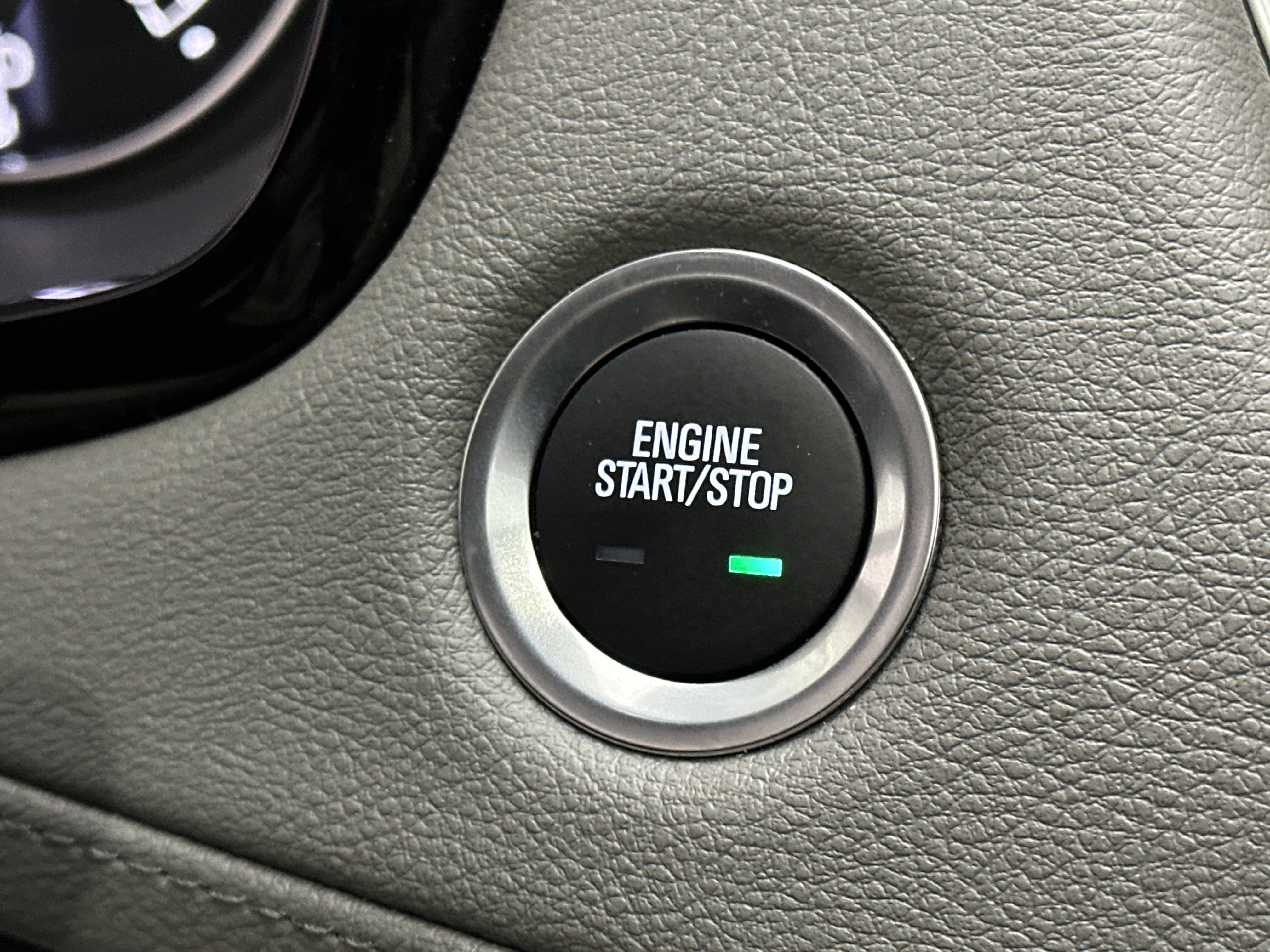 Used 2025 Cadillac XT5 Premium Luxury image 32