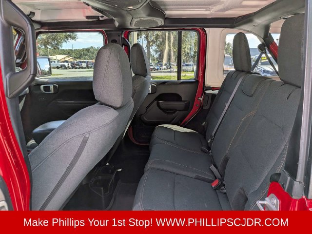 Used 2024 Jeep Wrangler Unlimited Sport AWD/4WD image 13