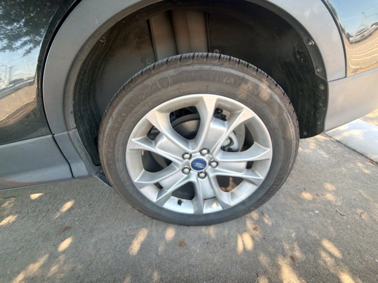 Used 2014 Ford Escape Titanium w/ Equipment Group 401A FWD image 12