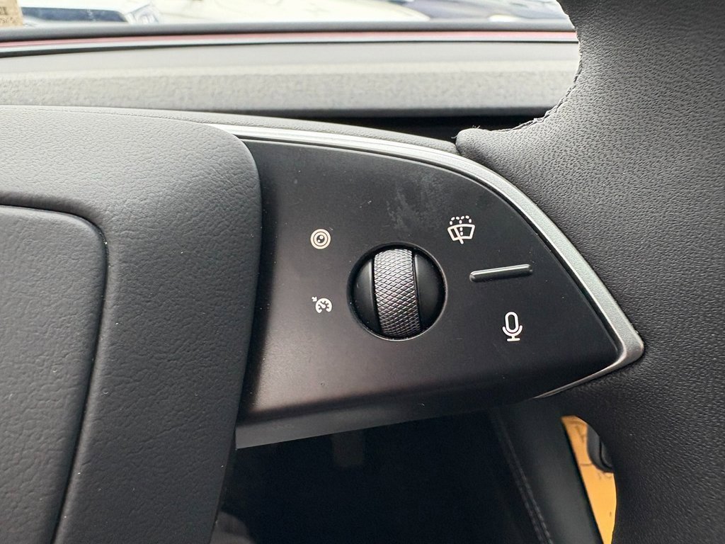 Used 2025 Tesla Model 3 Long Range image 37