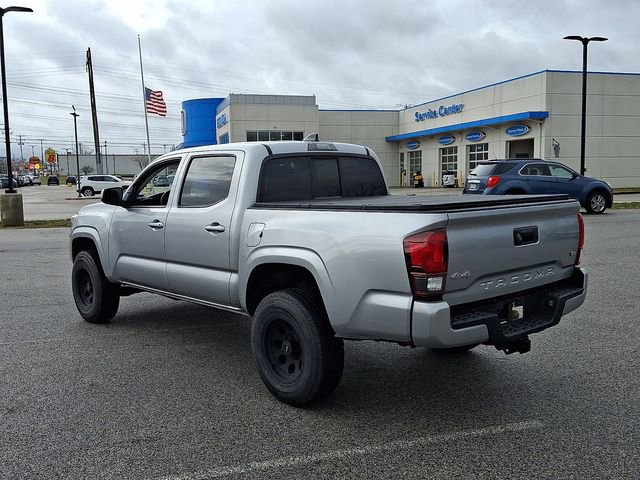 Used 2023 Toyota Tacoma SR image 5