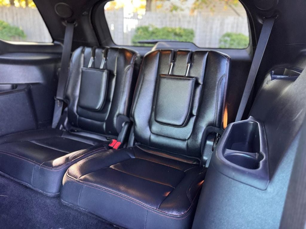Used 2016 Ford Explorer Sport AWD/4WD image 24
