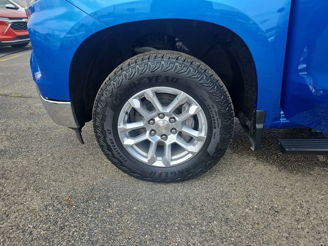 Used 2023 Chevrolet Silverado 1500 LT AWD/4WD image 26