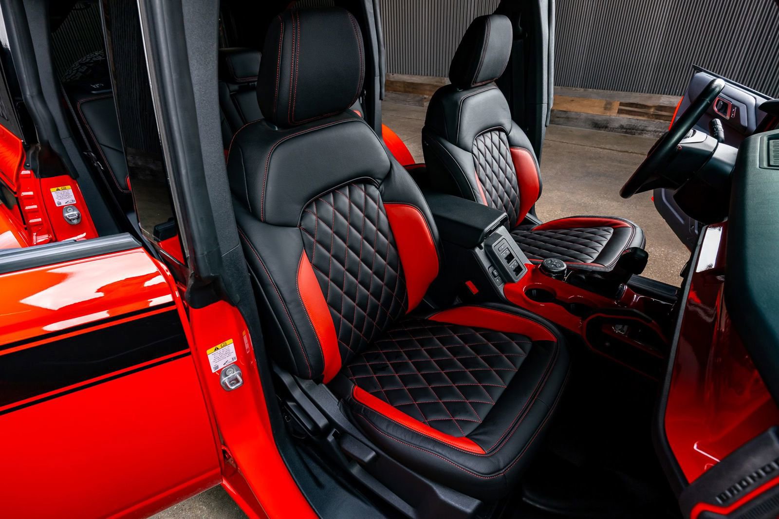 Used 2023 Ford Bronco Heritage Edition image 29