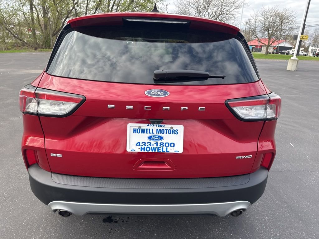 Used 2022 Ford Escape SE w/ Cold Weather Package AWD/4WD image 6