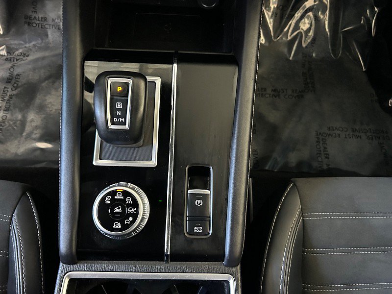 Used 2024 Mitsubishi Outlander AWD image 19
