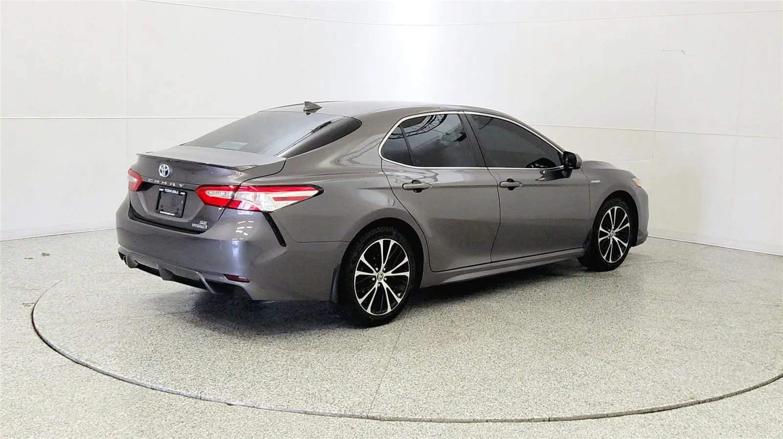 Used 2020 Toyota Camry SE image 7
