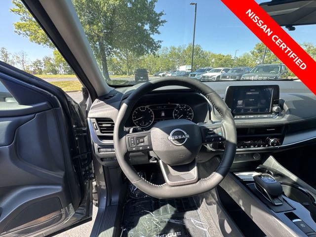 Certified 2026 Nissan Rogue SV w/ SV Premium Package image 14