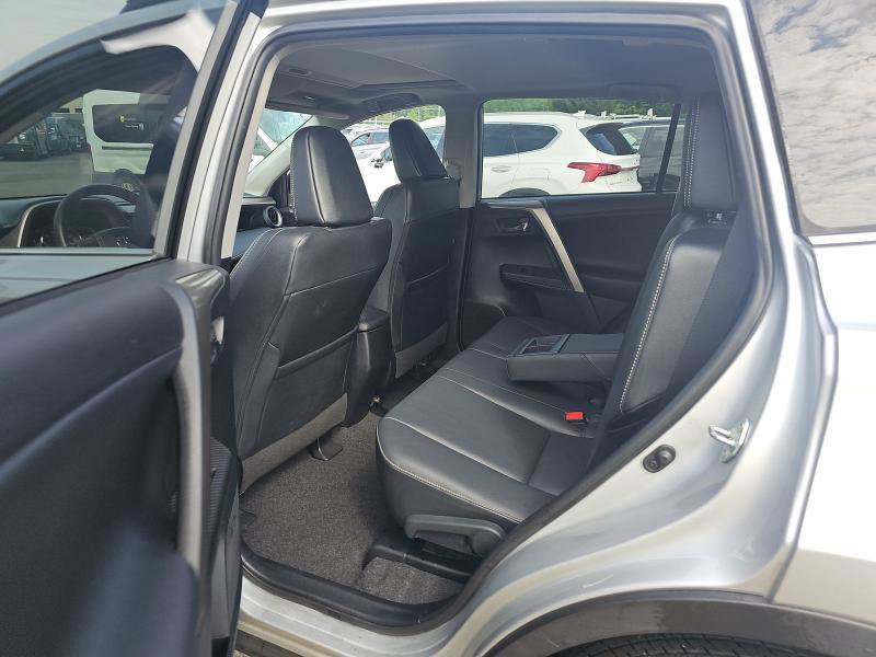 Used 2015 Toyota RAV4 Limited w/ Technology Package AWD/4WD image 12