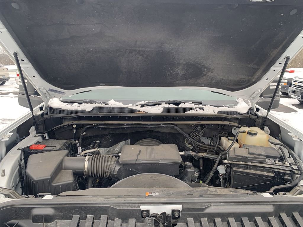 Used 2022 Chevrolet Silverado 2500 Custom w/ Custom Value Package image 17