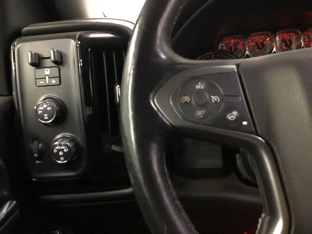 Used 2016 Chevrolet Silverado 1500 LTZ Z71 w/ LTZ Plus Package AWD/4WD image 31