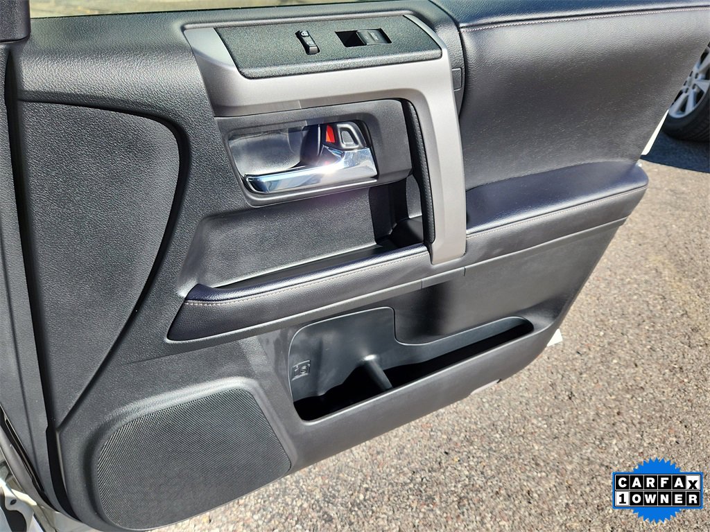 Used 2023 Toyota 4Runner Limited image 15