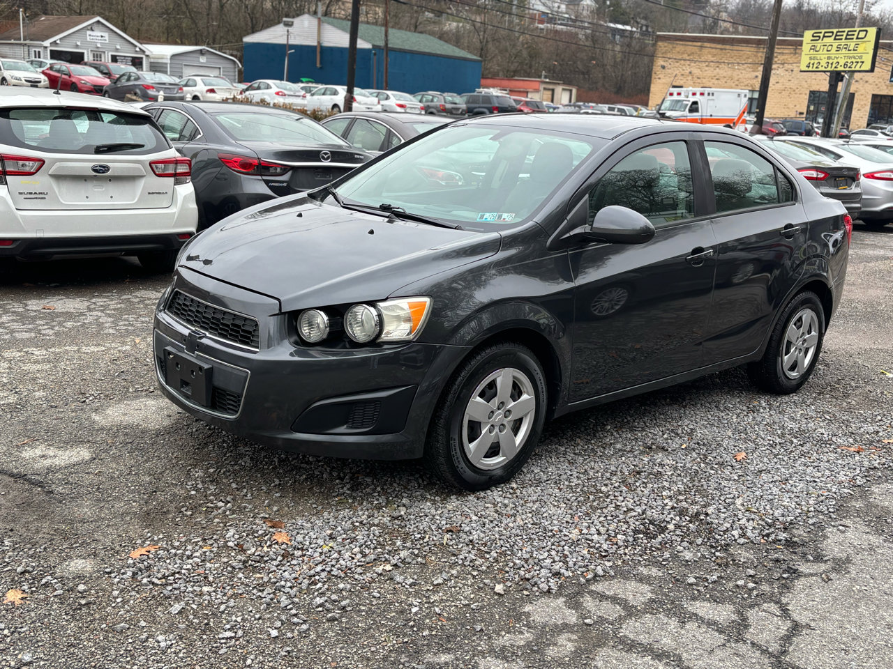 Used 2014 Chevrolet Sonic LS image 2