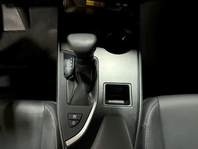 Used 2023 Lexus UX 250h AWD image 29