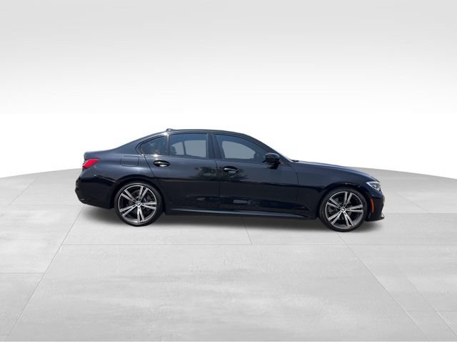 Used 2020 BMW 330i Sedan w/ M Sport Package RWD image 6