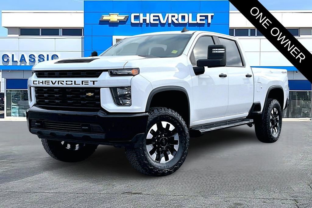 Used 2020 Chevrolet Silverado 2500 Custom w/ Custom Value Package image 3