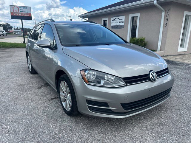 Used 2017 Volkswagen Golf S AWD/4WD image 3