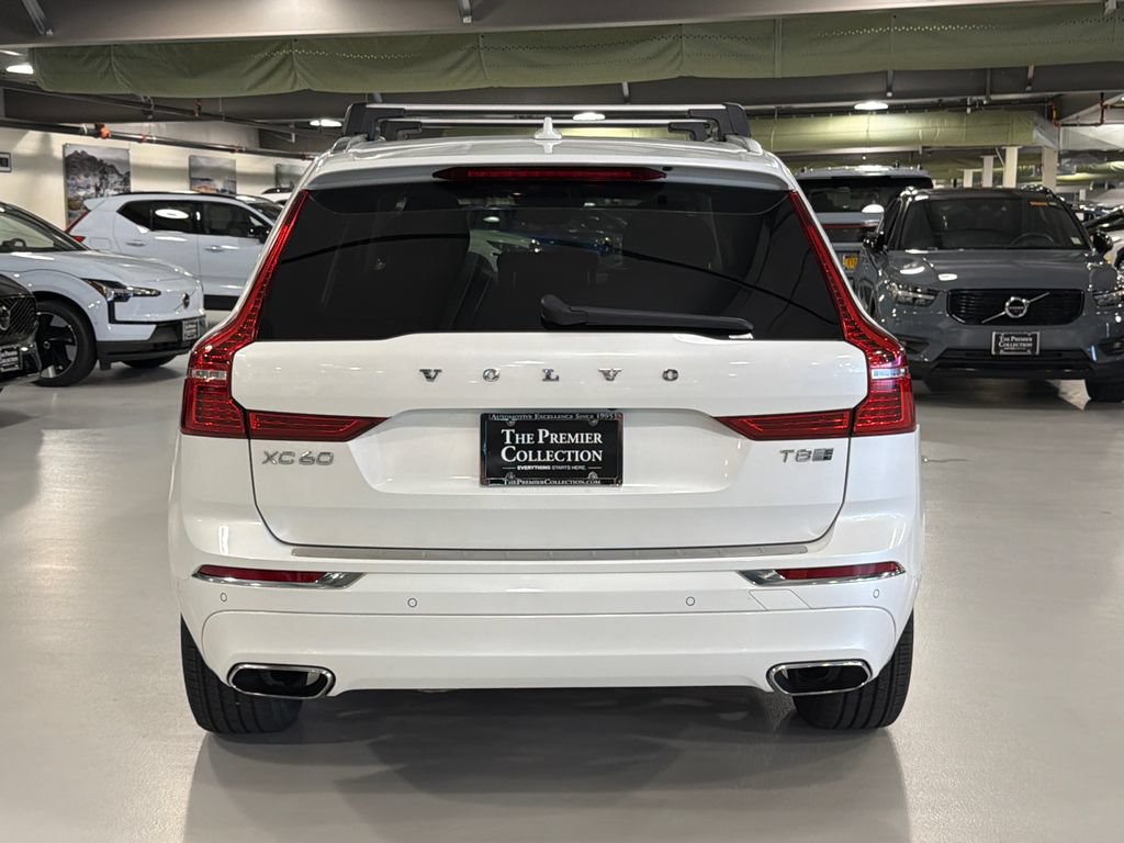 Used 2018 Volvo XC60 T8 Inscription w/ Advanced Package AWD/4WD image 3
