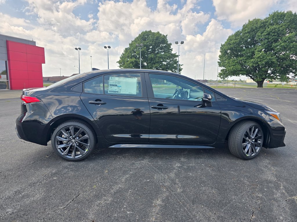 New 2026 Toyota Corolla SE w/ SE Package FWD image 16