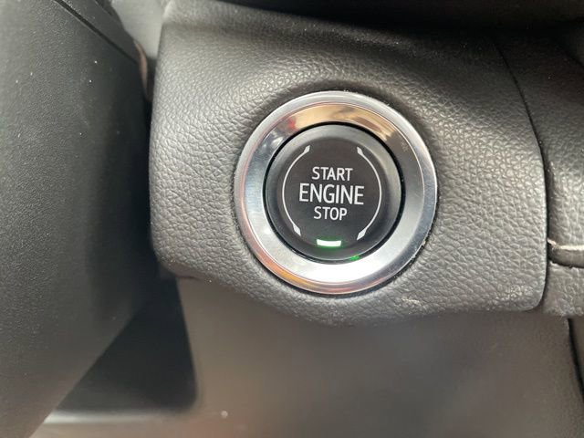 Used 2022 Buick Envision Essence w/ Technology Package I image 25