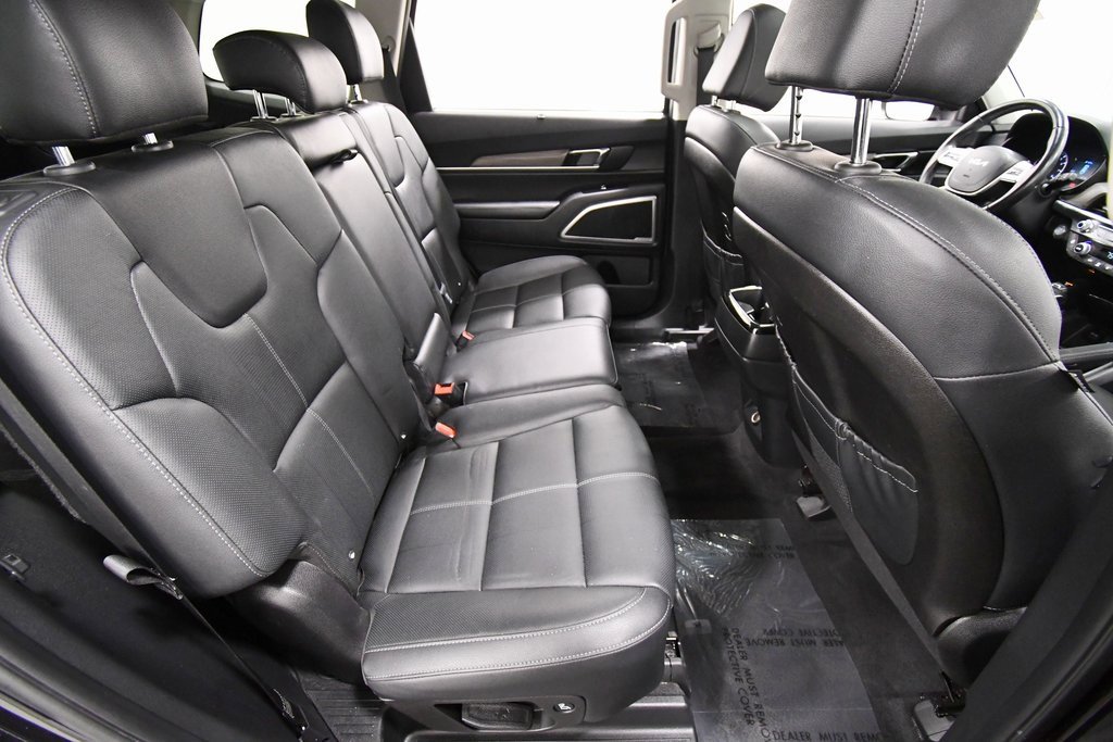 Certified 2022 Kia Telluride EX image 18