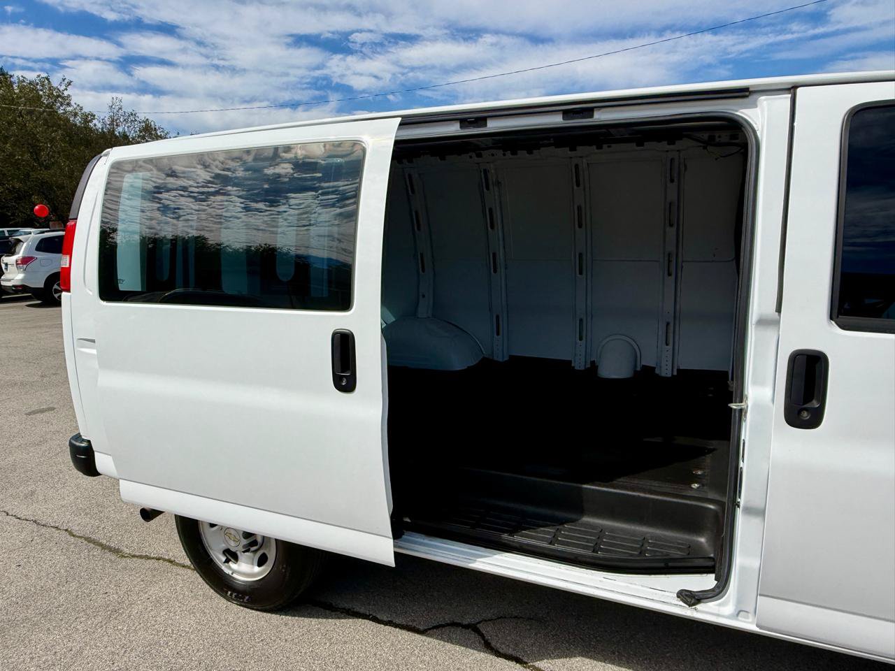 Used 2023 Chevrolet Express 2500 w/ Driver Convenience Package RWD image 13