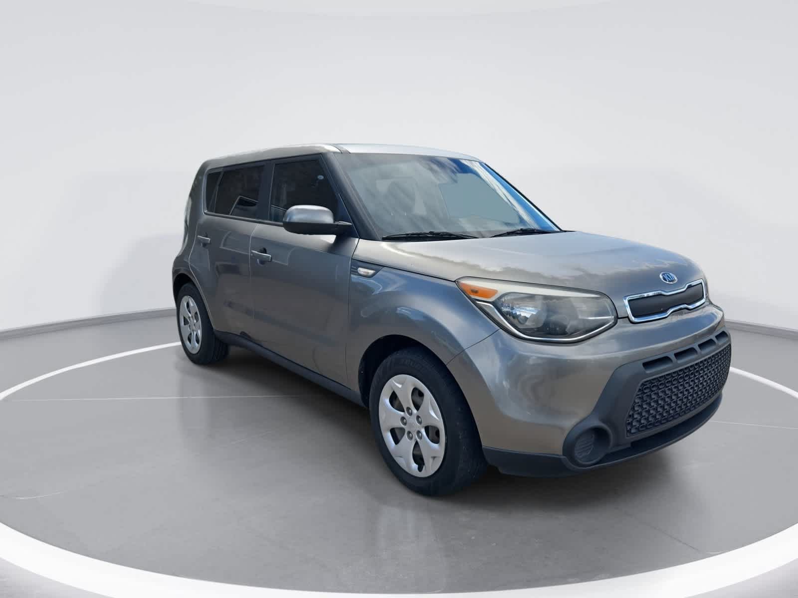 Used 2014 Kia Soul FWD image 2
