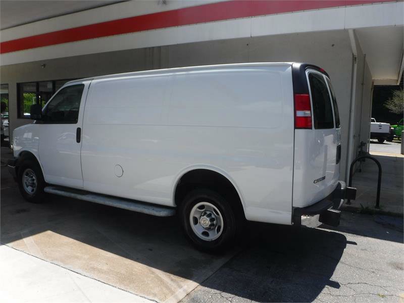 Used 2023 Chevrolet Express 2500 w/ Driver Convenience Package image 8