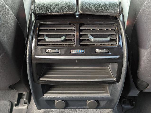 Used 2018 BMW 530e w/ Premium Package 2 RWD image 16