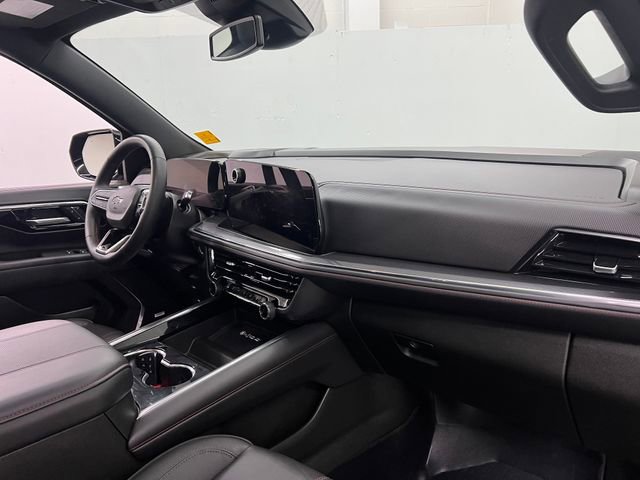 Used 2025 Chevrolet Suburban RST w/ Comfort Package AWD/4WD image 34