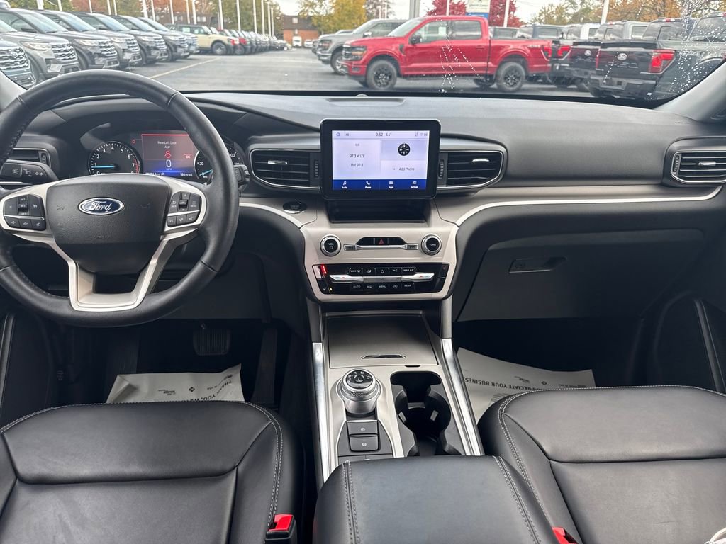 Used 2023 Ford Explorer XLT w/ Equipment Group 202A image 17