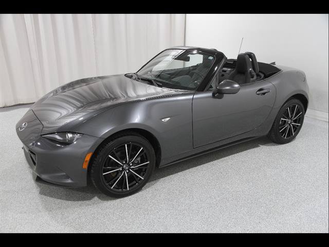 Certified 2025 MAZDA MX-5 Miata Grand Touring RWD image 4