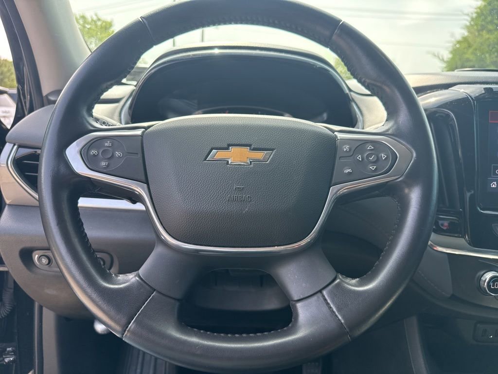 Used 2020 Chevrolet Traverse LT FWD image 7