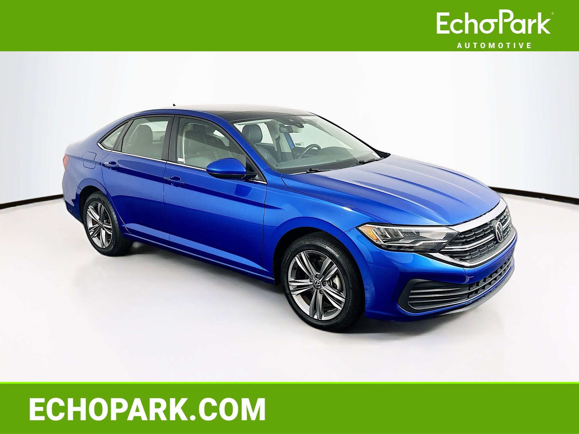 Used 2024 Volkswagen Jetta SE FWD image 1