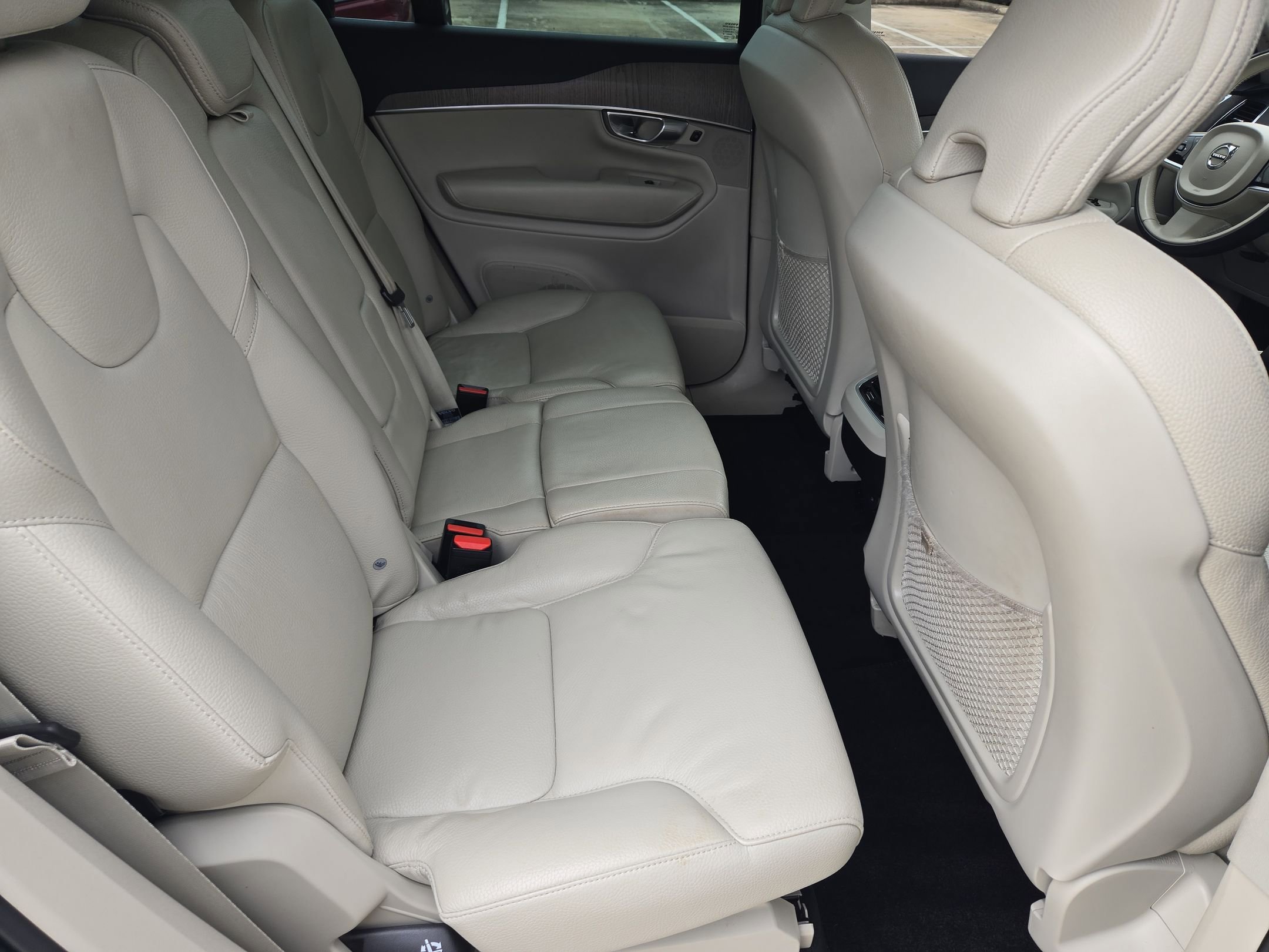 Used 2023 Volvo XC90 B6 Plus AWD/4WD image 26