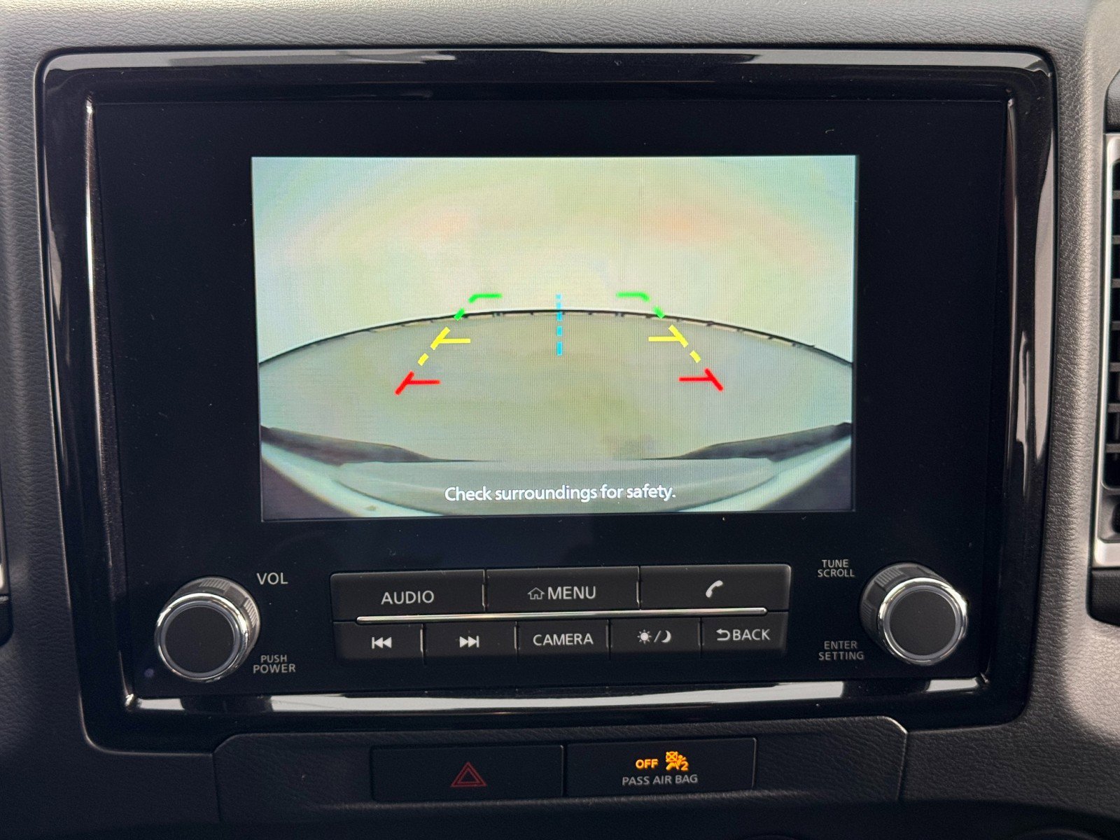 Used 2022 Nissan Frontier SV image 23