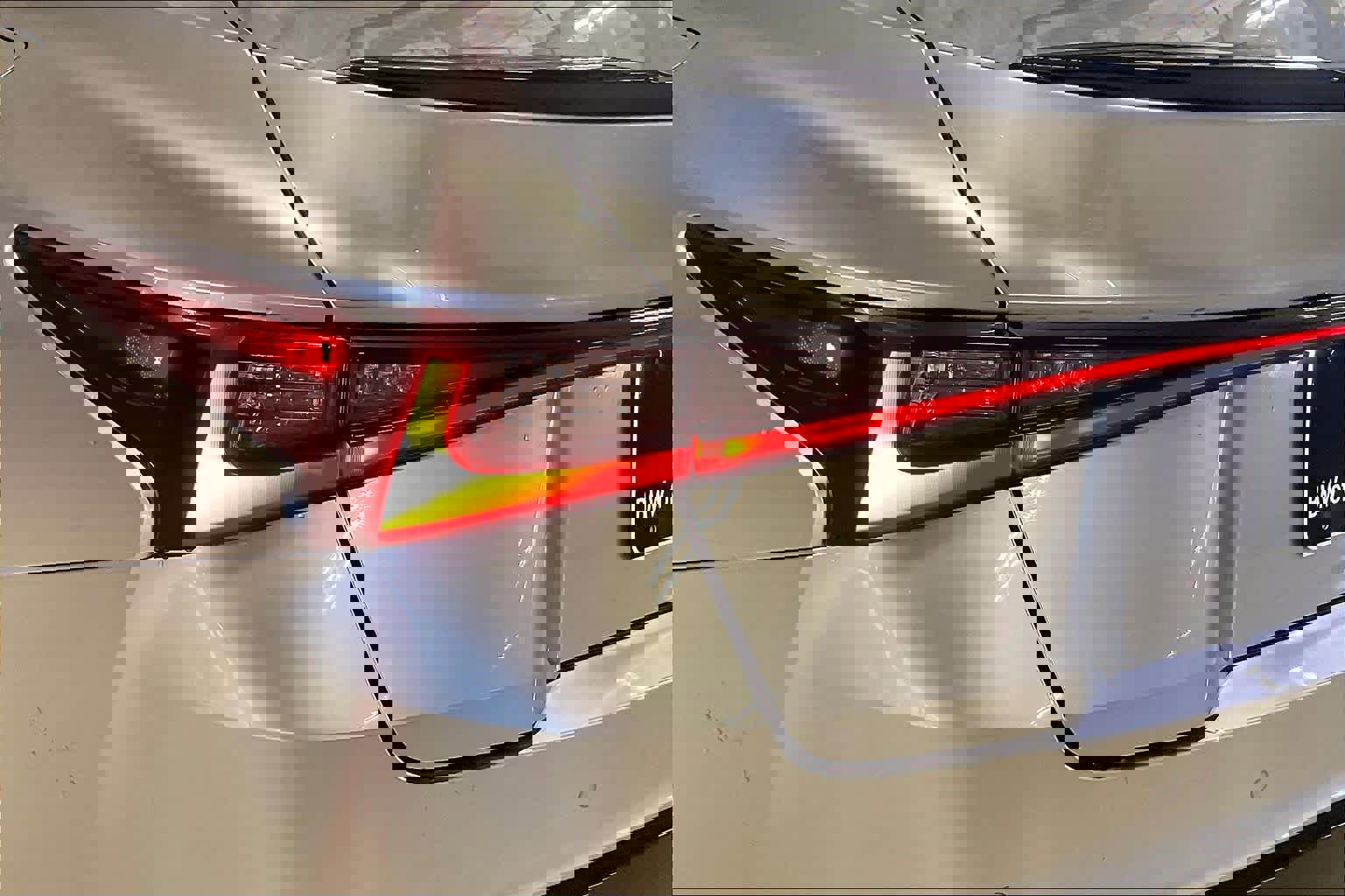 Used 2023 Lexus IS 350 F Sport w/ Navigation Package image 26