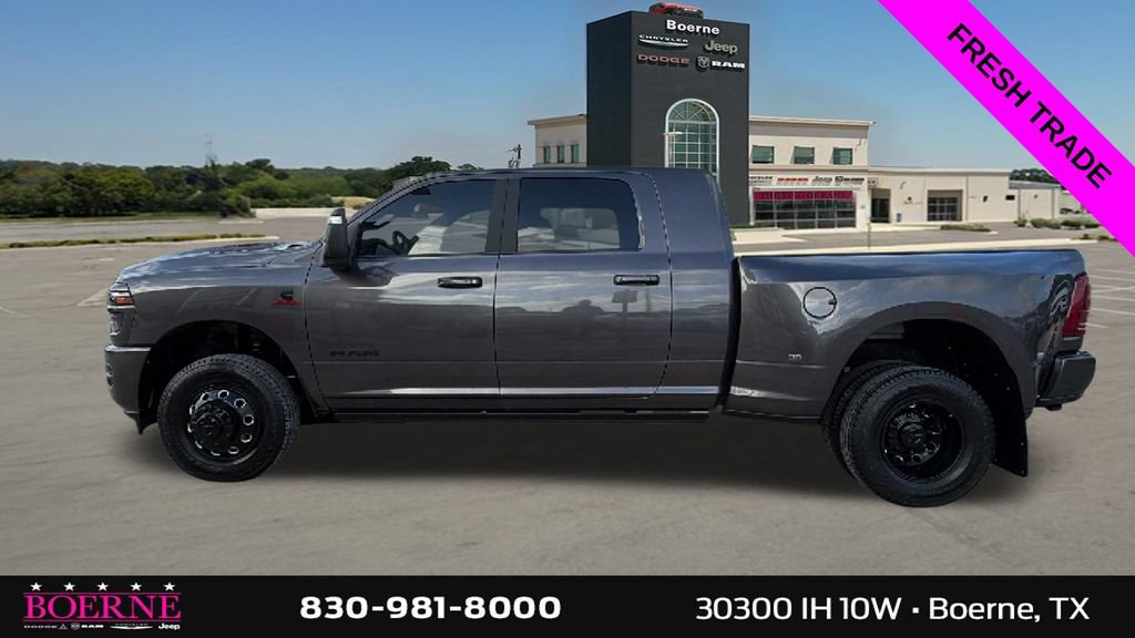 Used 2025 RAM 3500 Laramie AWD/4WD image 6