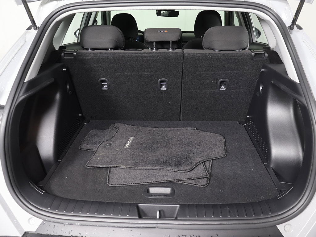Certified 2025 Hyundai Kona SE FWD image 14