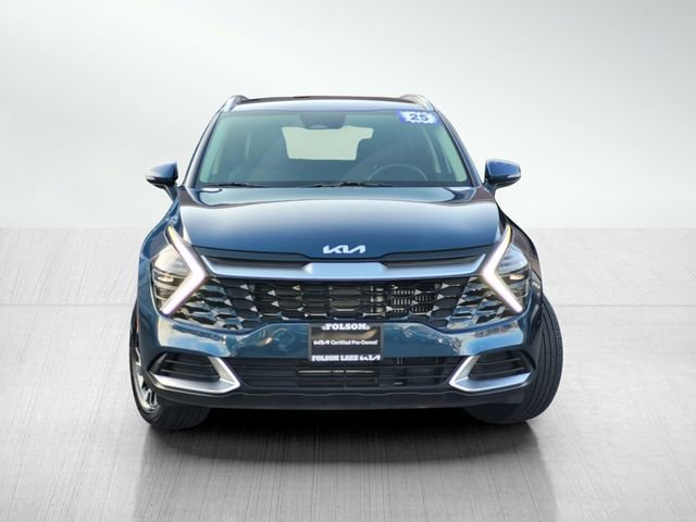 Used 2025 Kia Sportage EX image 2